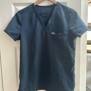 FIGS scrub set - pants have stains (can be sold individually)